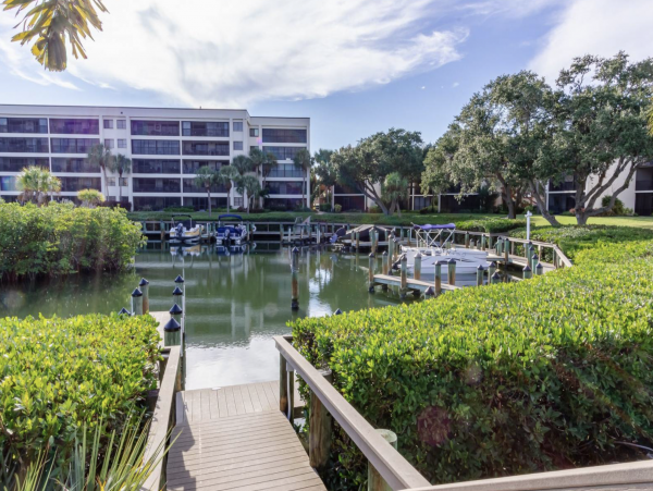 Siesta Key Gem with 2 Bedrooms and Water Views